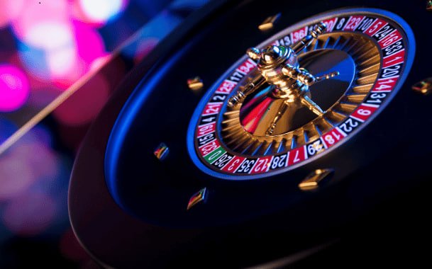 86jl live casino dealer table streamed on a Philippine player's mobile phone